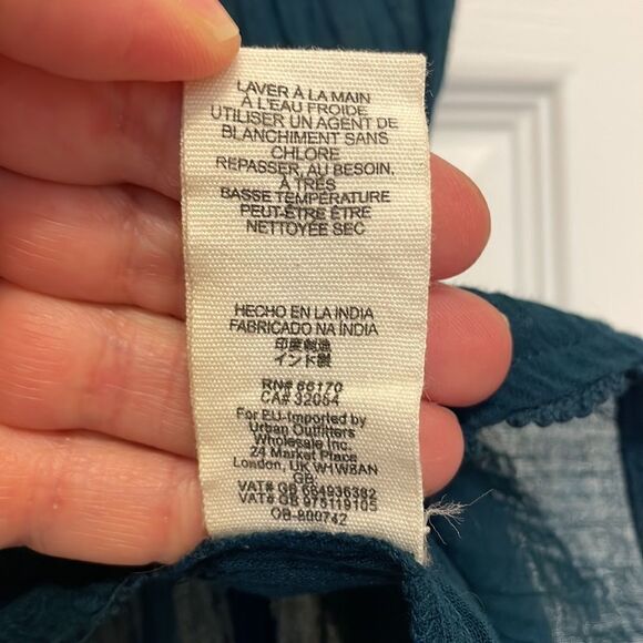 Free People Embroidered Lohri Crop Top - Picture 9 of 11